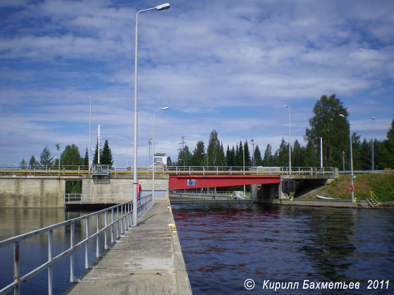 Разводной мост на Куурнаском шлюзе