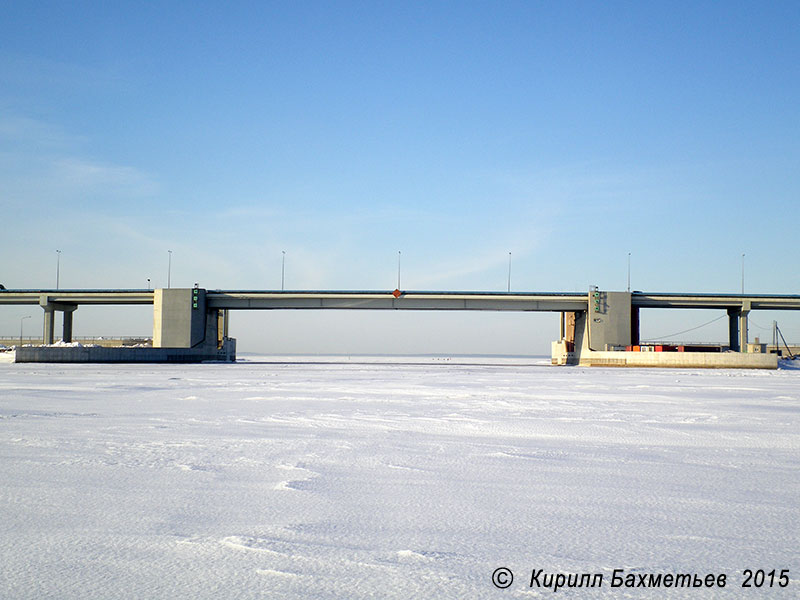 Мост на судопропускном сооружении С-2 на дамбе