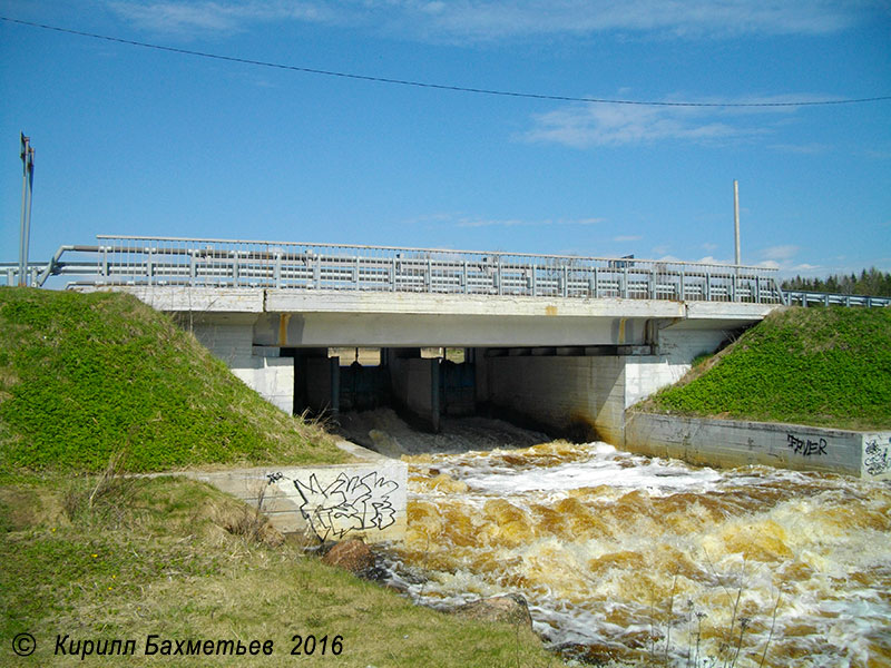 Плотина Даймищенской гидроэлектростанции